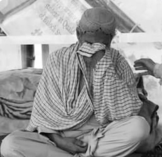 ShamilaBaloch's tweet photo. قلم سے لکھ نہیں سکتے اداس دل کے افسانے
#ReleaseHafeezBaloch 
#ReleaseAllMissingPerson https://t.co/ARn4o5JfV8