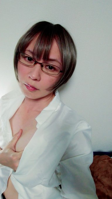 土曜日の夜、みなさまごゆっくりお休みでしょうか。 お久しぶりにの女装です。  #女装 #男の娘 https://t.co/IWLwyv2nFa<a href="/tag/%E5%A5%B3%E8%A3%85"class="tags">#女装</a><a href="/tag/%E7%94%B7%E3%81%AE%E5%A8%98"class="tags">#男の娘</a>