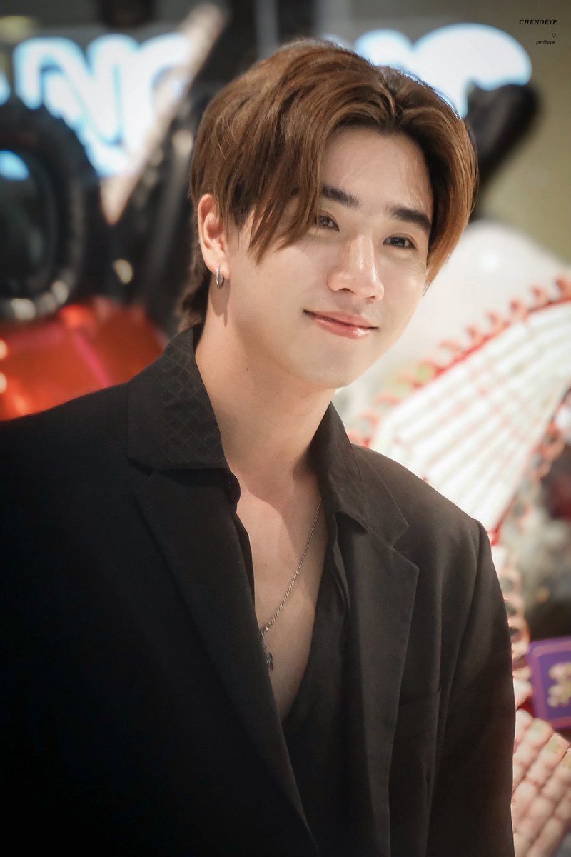 chenoeyp's tweet photo. 220320 | ทำไมน้องเค้าน่ารักขนาดนี้นะ 🥺

#Happy21stPerthDay
#UnoinCoEventSpace https://t.co/3TfQqQmdZx