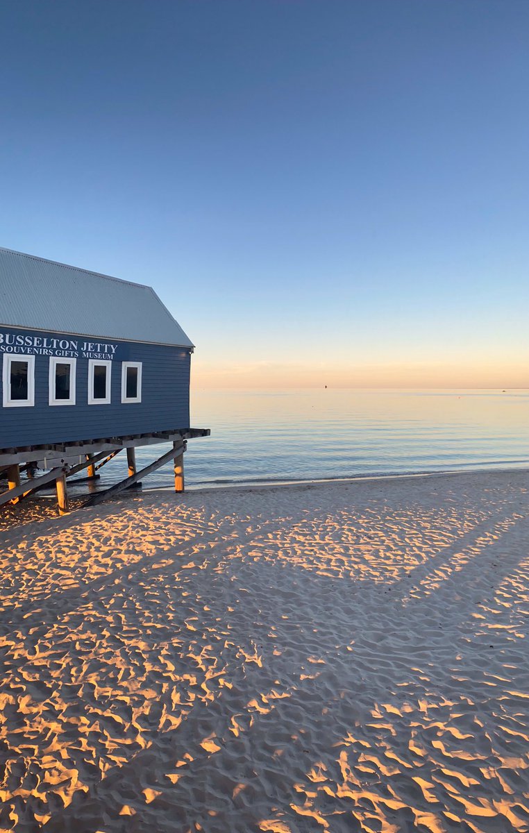 perthtravelers's tweet photo. @TravelBugsWorld @LiveaMemory @PumaBaker @Chalkcheese111 @LindaPeters64 @Abfabtravels @Nilemajesty @suziday123 @paulpassingthru @VeryTastyWorld I’m very late for #ThankfulThursdayEveryday and
#ShareYourMessage
"Live Every Day Like It’s Your Last”
Make the most of time, life is precious 🙏 https://t.co/ckhaq6rSQg