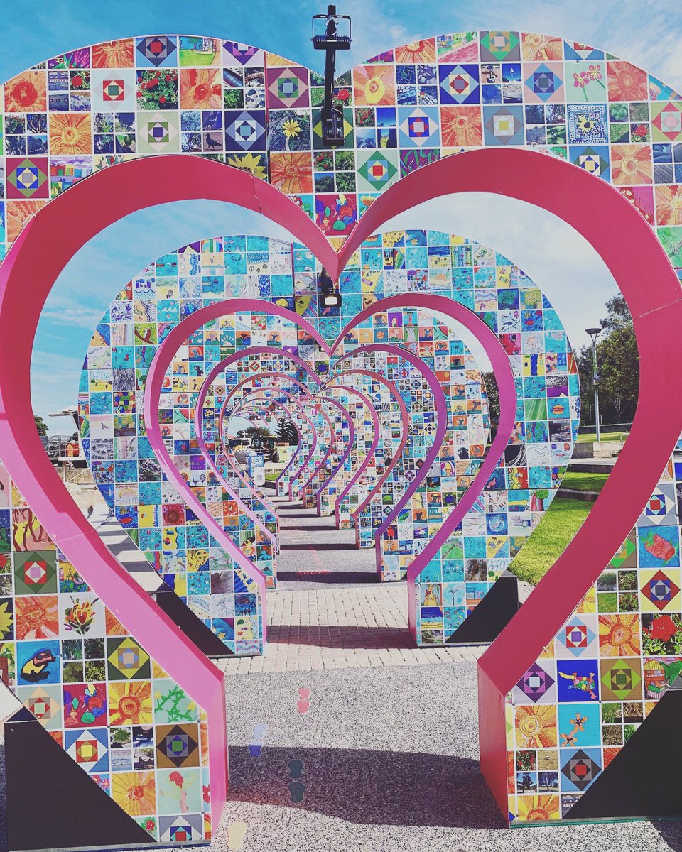 perthtravelers's tweet photo. @TravelBugsWorld @LiveaMemory @PumaBaker @Chalkcheese111 @LindaPeters64 @Abfabtravels @Nilemajesty @suziday123 @paulpassingthru @VeryTastyWorld I’m very late for #ThankfulThursdayEveryday and
#ShareYourMessage
"Live Every Day Like It’s Your Last”
Make the most of time, life is precious 🙏 https://t.co/ckhaq6rSQg