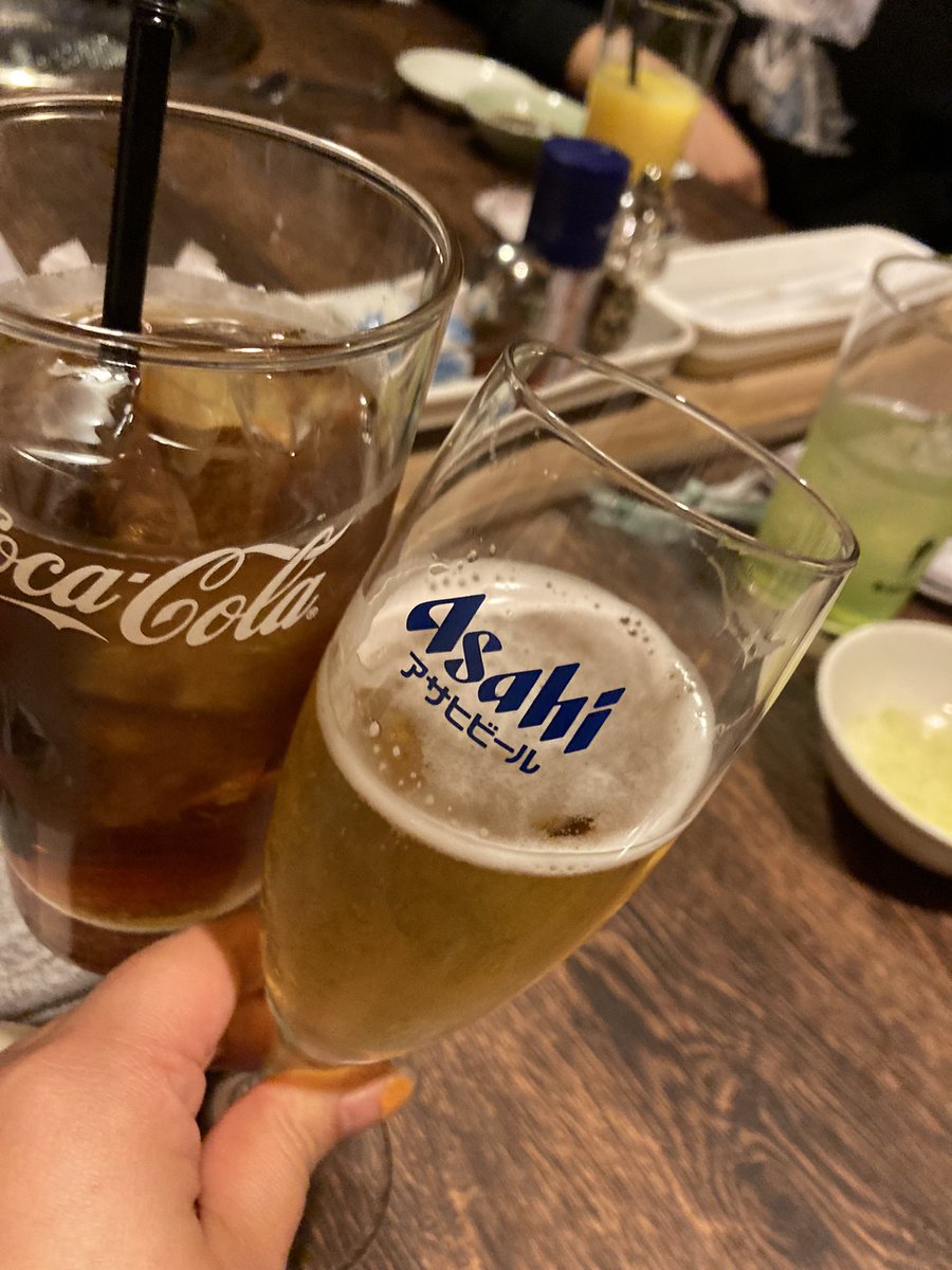 VP_Lipchan's tweet photo. 前祝いしてもろてます🥳
私の好きな焼き肉屋さん！！！！！
お酒辞めてたのに
1杯だけ生小飲も思ったら
案外呑めてビールが進む進む😂🙏🏻
今日だけ🥰💗 https://t.co/Nirt7UClit