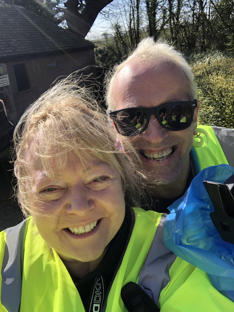 newleafonline's tweet photo. Litterpicking today on @Quantockhills today, unbelievable amount on just one hill. Very satisfying to@pick it all up but rather not have to. #litter #countryside #takelitterhome https://t.co/JS1c8b082j