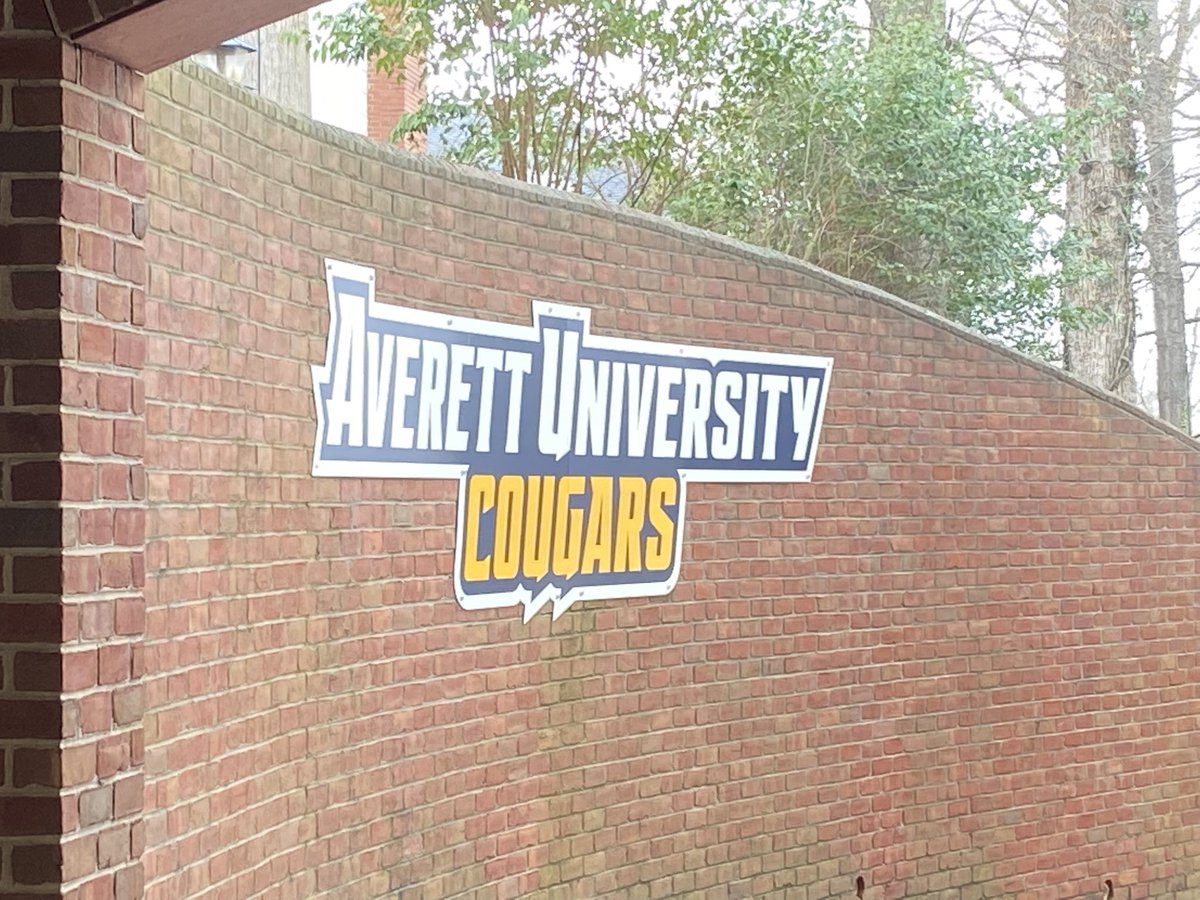 jcummings421's tweet photo. A great visit yesterday with coach Alcorn 🥎 I can’t wait to come back 😁 Go Cougars!!! https://t.co/NJogeaZ23i