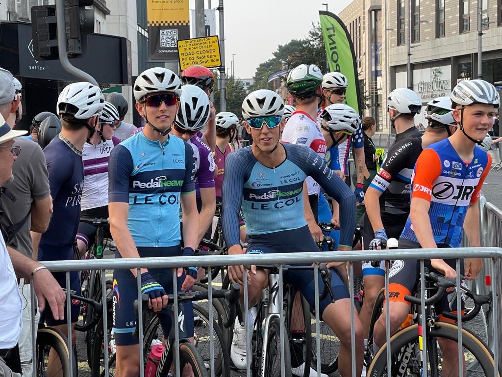 And the <a href="/BritishCycling/">British Cycling</a> National B road races just keep on coming for <a href="/freeman_1998/">Jack Freeman</a> and <a href="/Matt_Houlberg/">Matthew Houlberg</a>! Right now they are racing in the <a href="/dulwichparagon/">Dulwich Paragon</a> <a href="/TheWallyGimber/">Wally Gimber Trophy</a>, one of the longest running continuous road races in the UK! Good luck guys 🤞🏼😎💪🏼
#MPH #WallyGimber2022