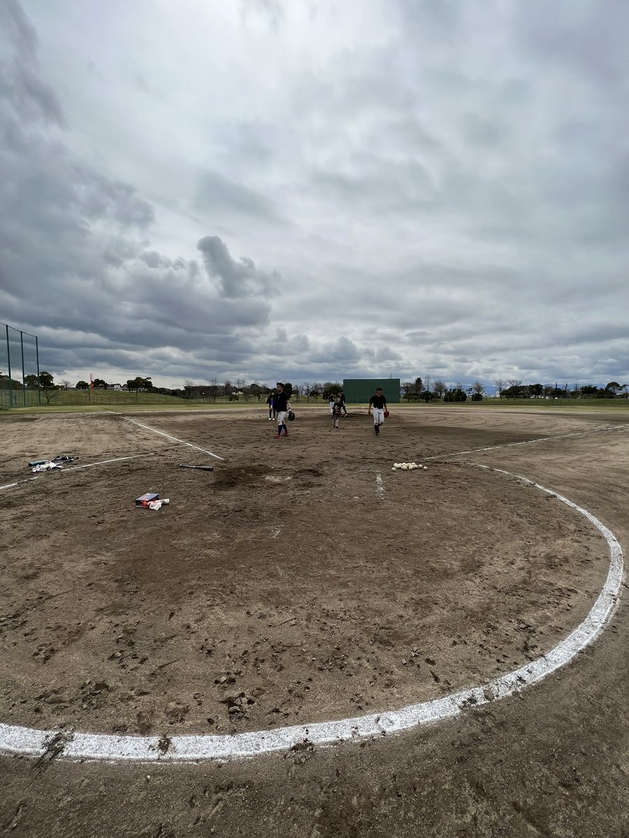 9ers9's tweet photo. 少人数でしたが、内容の濃い練習が出来ました！
#福岡市草野球
#メンバー募集中
#福岡ナイナーズ https://t.co/IfI6XUKy3L