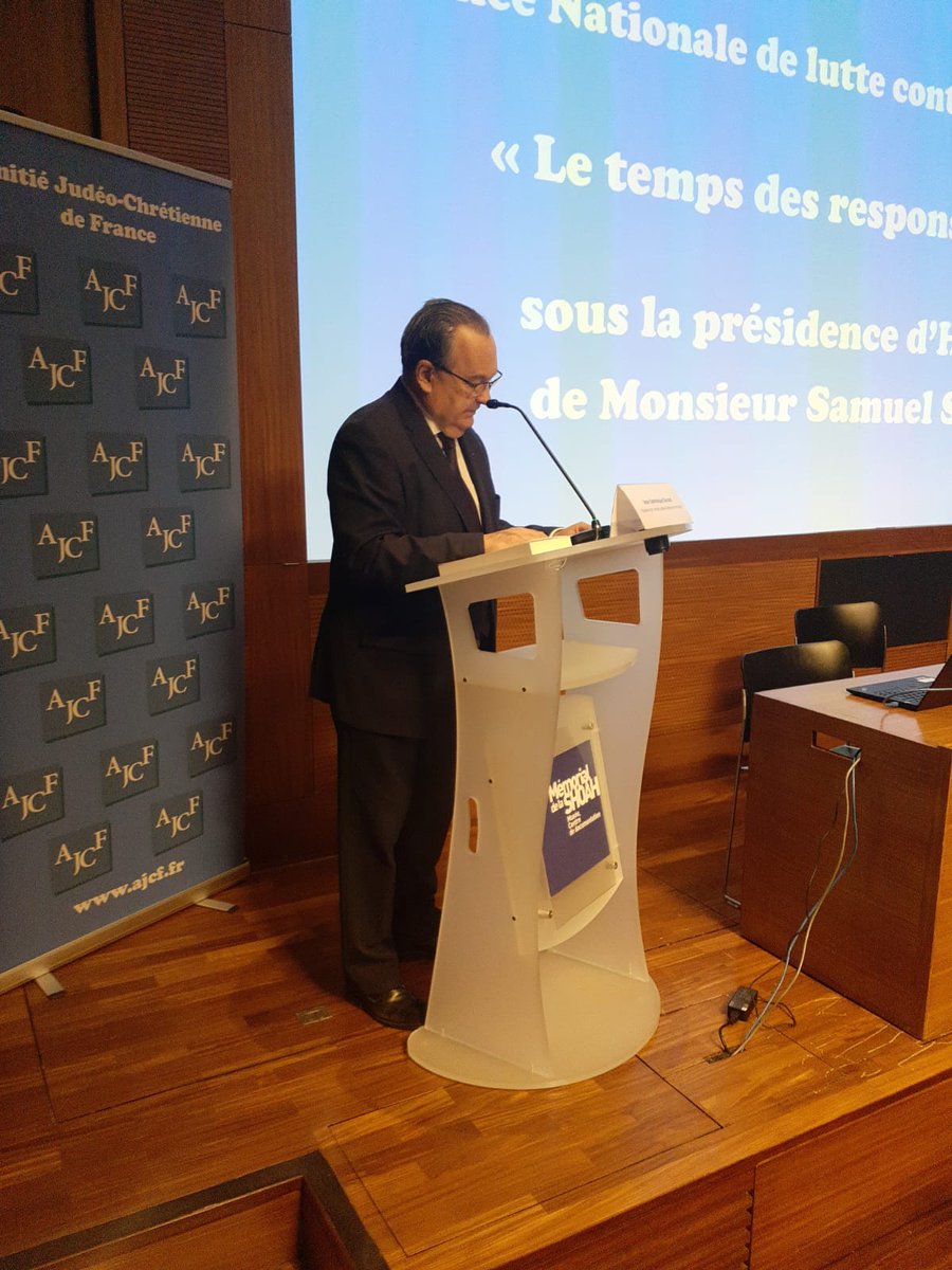 Le_CRIF's tweet photo. #Crif - Introduction des travaux et présentation du programme par Jean-Dominique Durand, Président de l'@amijuifchretien et Jacques Fredj, Directeur du @Shoah_Memorial. https://t.co/YzXMJhyVxL