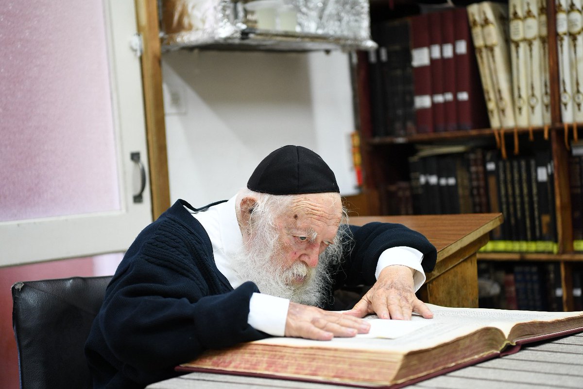 IsraelBardugo's tweet image. כעת בגבול אוקראינה, אבל הלב בבני ברק.
תמונות נבחרות -