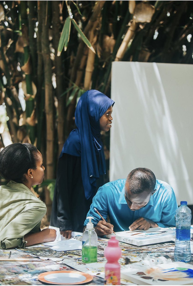 MarekaMalili's tweet photo. Big up kwa kila mmoja aliyeweza kufika kwenye maonyesho ya sanaa yanayogusa moja kwa moja masuala ya Mabadiliko ya tabia ya nchi, pale Oysterbay Drum.
#learnwithart
#climateartcafetz https://t.co/uAB9xTUTIE