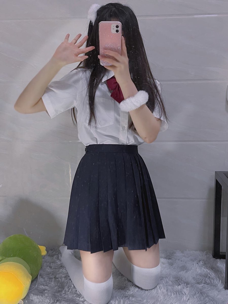 yifuleiya2's tweet photo. 新人报道，多多指教，待调教萝莉一枚 https://t.co/liZXrLnhwI