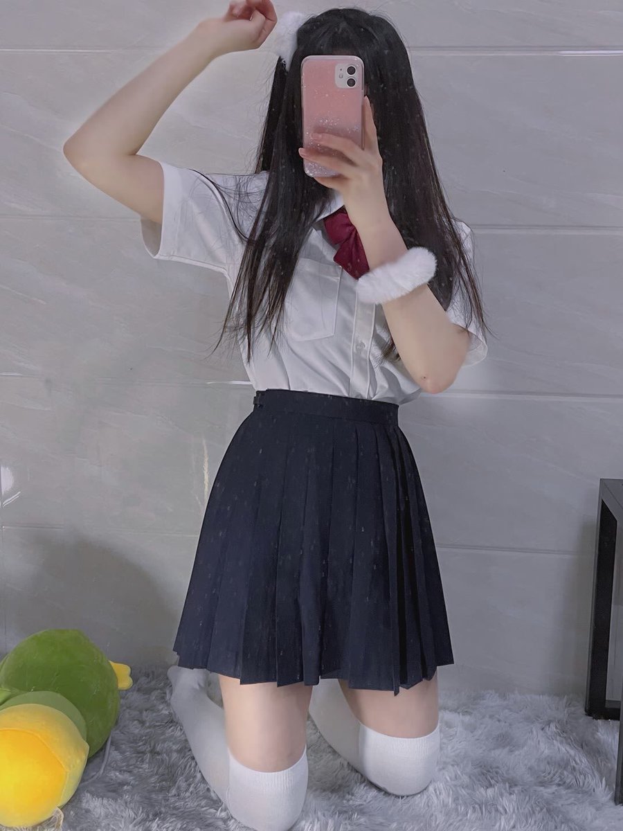 yifuleiya2's tweet photo. 新人报道，多多指教，待调教萝莉一枚 https://t.co/liZXrLnhwI