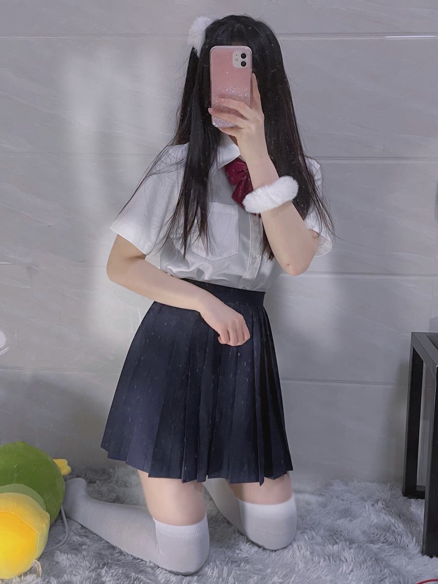 yifuleiya2's tweet photo. 新人报道，多多指教，待调教萝莉一枚 https://t.co/liZXrLnhwI