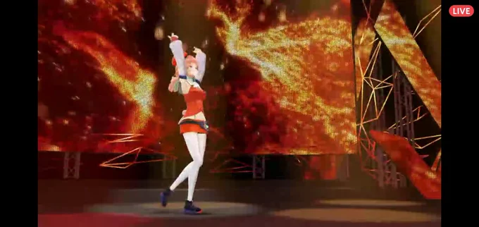 KIARA DANCING HOLY SHIT 