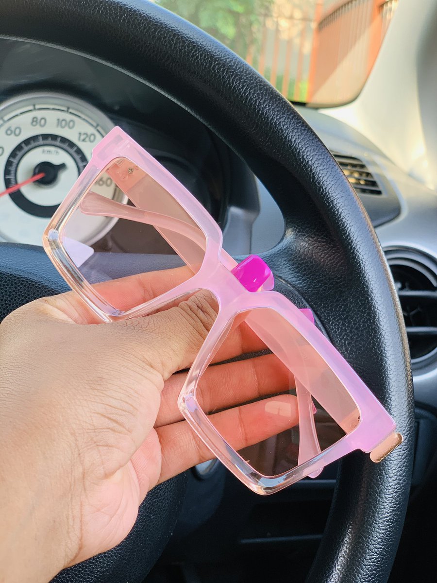 SunglassboothL's tweet photo. Readily available😍
1 for R150 and 2 for R250
📞 56913900

#Lstwitter #KeaHustler https://t.co/SWxdQ4TG6R