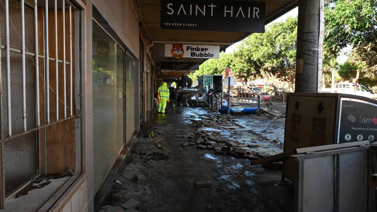happygal8888's tweet photo. just spoken to a person who’s said Lismore is pretty much finished as a town, damage has been so bad, 100’s homeless/trying to rebuild homes/businesses &amp; Perrottet takes leave during one of the worst crisis EVER #SackPerrottet #LismoreFloods #auspol #floods https://t.co/RWsfqB3XRa