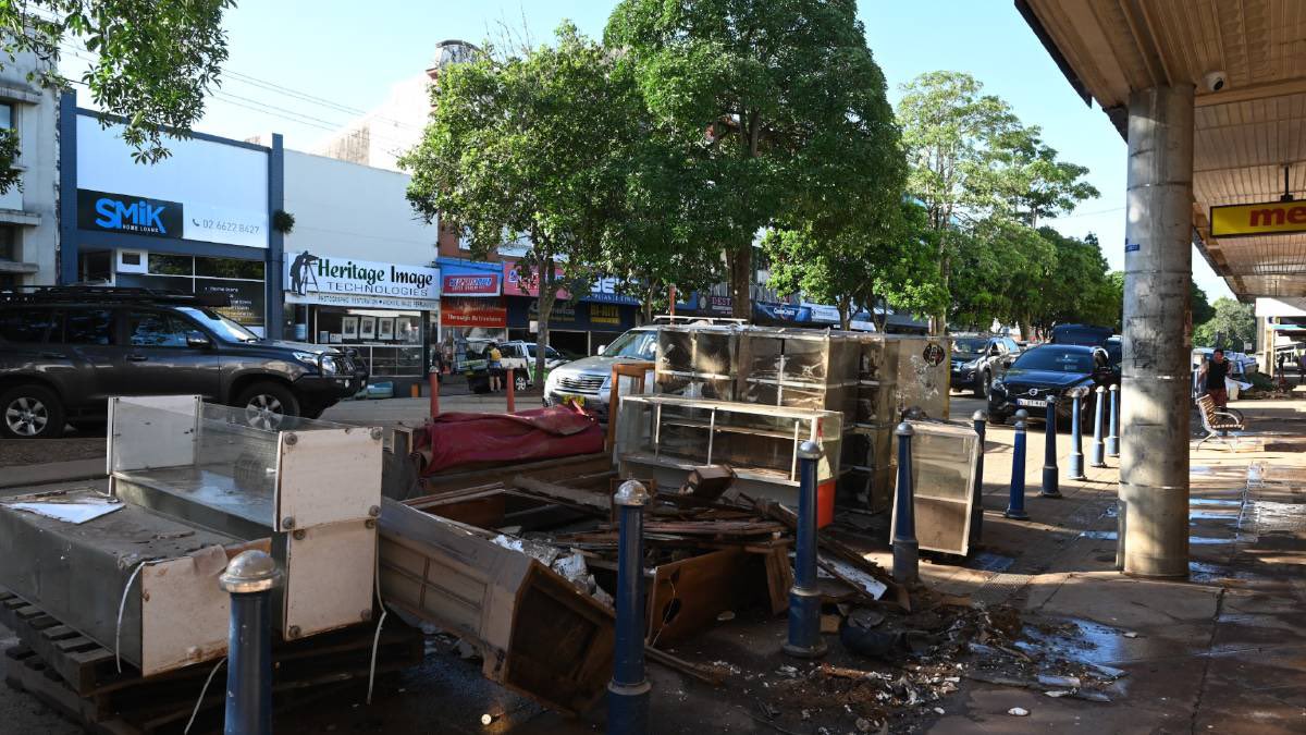 happygal8888's tweet photo. just spoken to a person who’s said Lismore is pretty much finished as a town, damage has been so bad, 100’s homeless/trying to rebuild homes/businesses &amp; Perrottet takes leave during one of the worst crisis EVER #SackPerrottet #LismoreFloods #auspol #floods https://t.co/RWsfqB3XRa