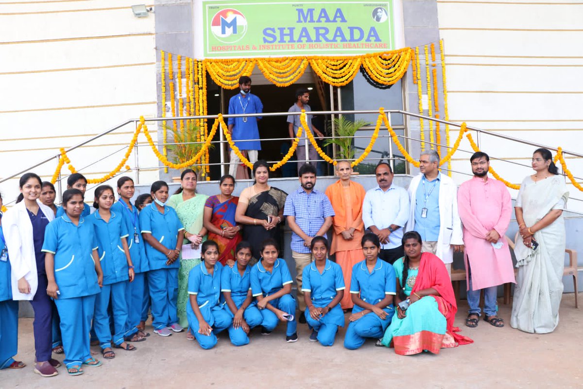DrAnandMethuku's tweet photo. Participated in #ICU opening and ambulance opening, along with colleague MLA @kale_yadaiah Anna and other dignitaries, in #MAASharada hospitals, #Vikarabad. https://t.co/eStwbX0YMk