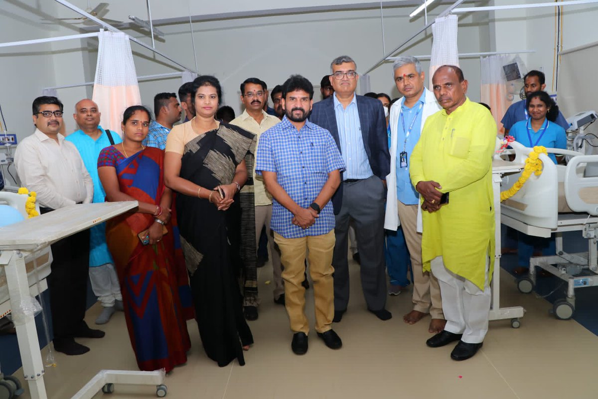 DrAnandMethuku's tweet photo. Participated in #ICU opening and ambulance opening, along with colleague MLA @kale_yadaiah Anna and other dignitaries, in #MAASharada hospitals, #Vikarabad. https://t.co/eStwbX0YMk