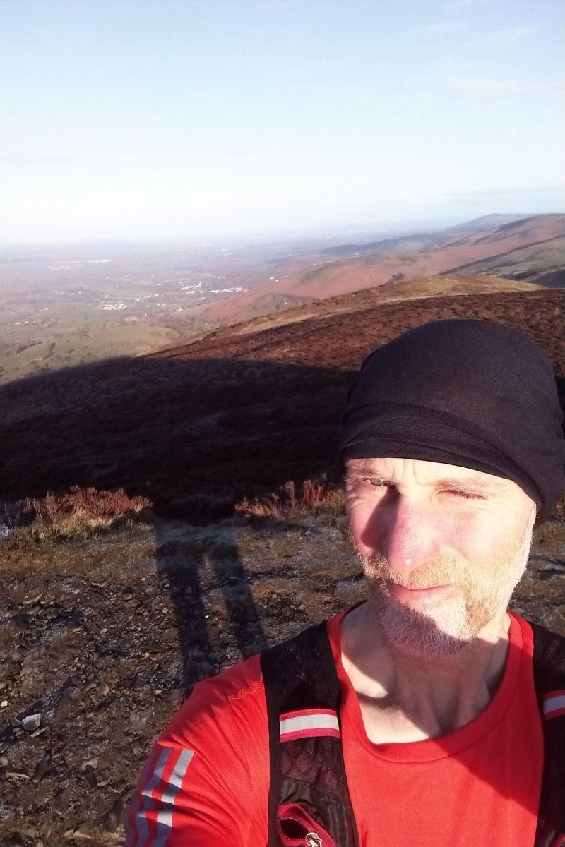 ethan_move's tweet photo. Well done @McGregorRobin Training this morning for #moveamarathonforEthan22 💙 Sunday 19/06/22.  All money raised goes to @air_ambulance and @2wishcharity 

Robin’s Sunday run 🏃🏻‍♂️ over the Clwydian Range  Offa's Dyke path with his dog Cloudy (16miles)👏🏻

https://t.co/mk5wX0HUQl https://t.co/xMyF5RwEFn