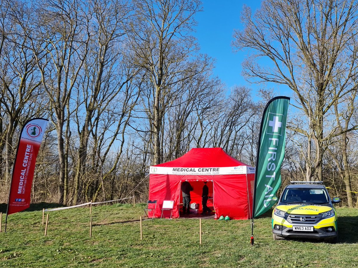 NWECTeam's tweet photo. Event-ready for an exciting 2022.
Today we are supporting a #fasteddy #motocross event.
#paramedic #advancednurse
#EC259 is our primary AWD response vehicle @Honda_UK #crv. 
We are very pleased with our @Rock_Awnings gazebo medical centre &amp; our feather flags.
#forwhensecondscount https://t.co/3tqjhaYggN