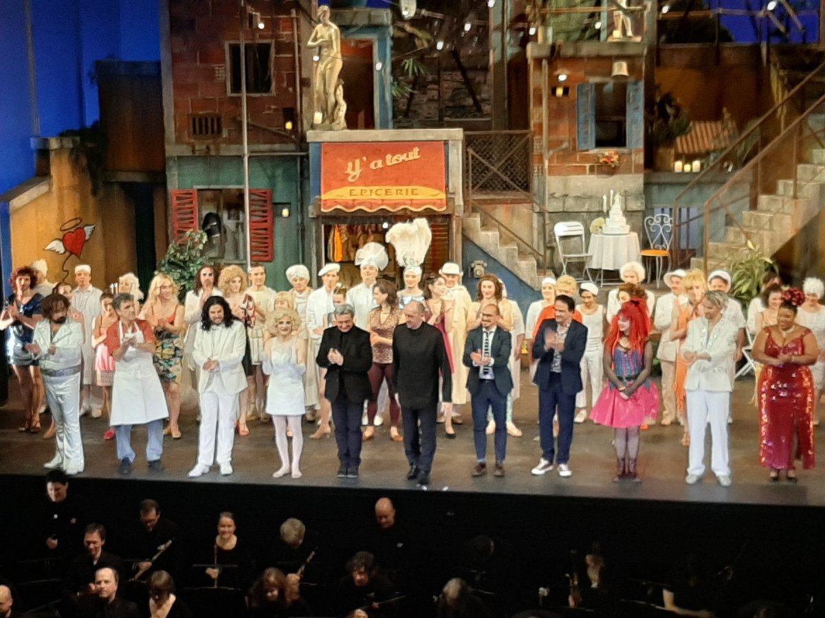 lauremezan's tweet photo. Un #Platée de #Rameau jubilatoire au @theatrecapitole & bientôt à @CVersailles 😍 🎊Grâce aux talents, fantaisie et folie de @HerveNiquet #ShirleyEtDino @kader_belarbi @_MathiasVidal #MariePerbost @LaGarnier973 @leconcertspi 👏👏 On en parle mardi à 20h sur @radioclassique 📻 https://t.co/iUOOzJ5rlQ