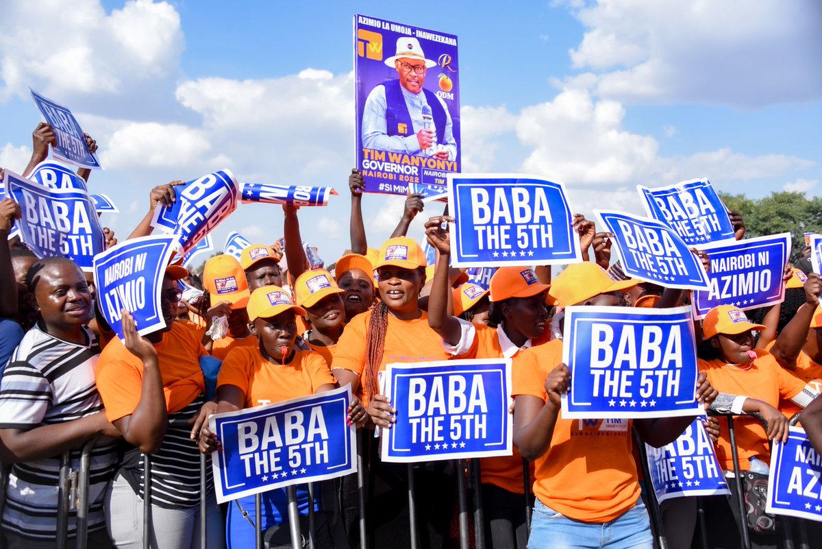 TheAfricanPen's tweet photo. We in #TimSisi continue to traverse the city spreading the message of hope. Hope that there can be a city that works for everyone. https://t.co/9V1hKd0uVT