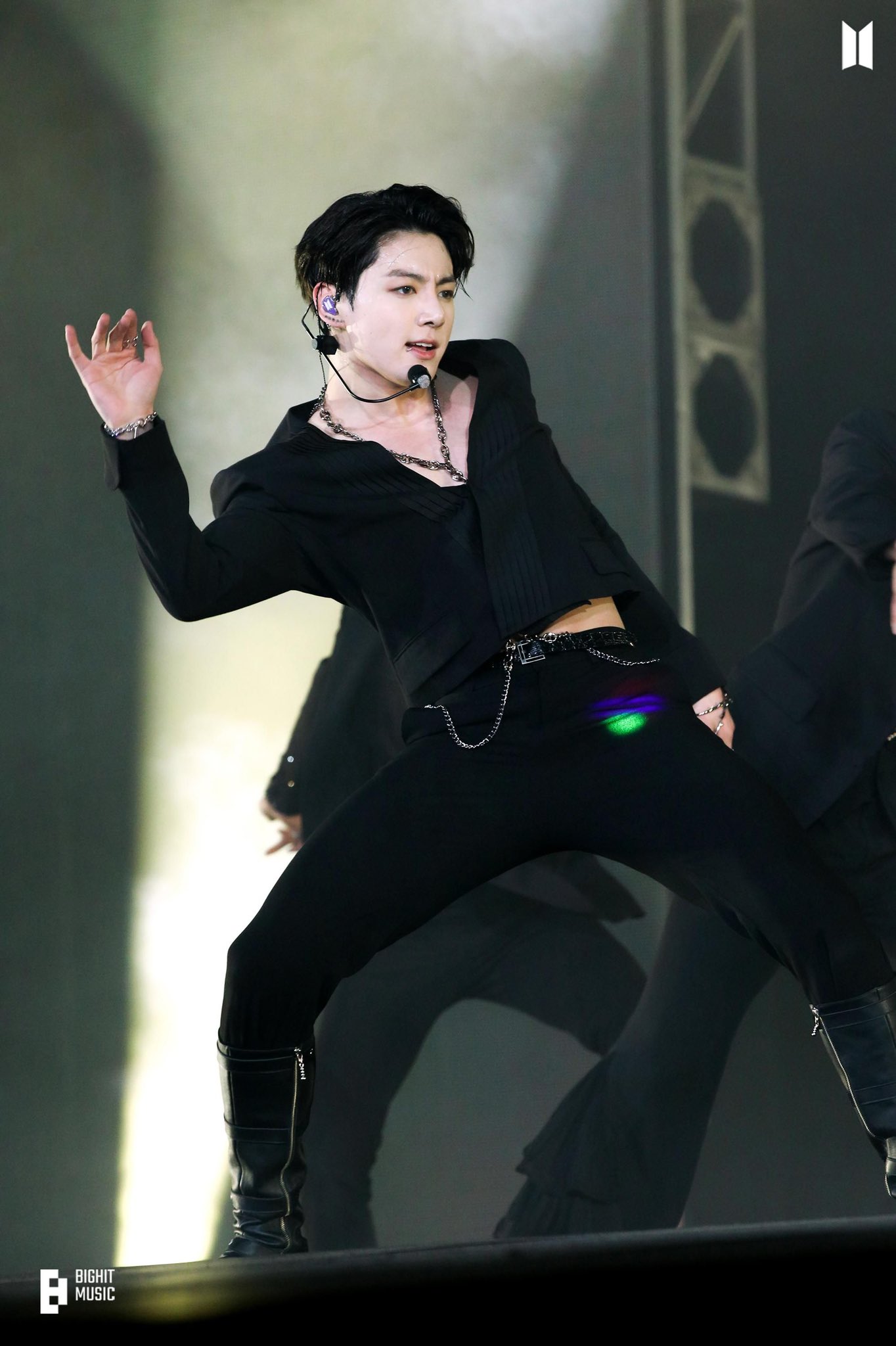 Permission to dance on stage jungkook グク BTS PERMISSION TO DANCE