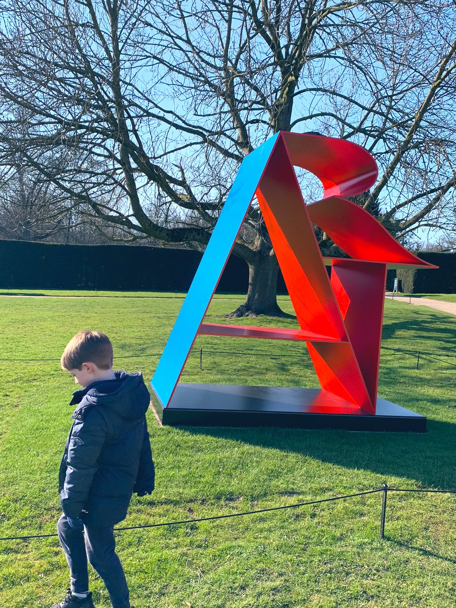BeverleyHaigh1's tweet photo. @yr2melthamce J went to @YSPsculpture this weekend and found lots of 3D shapes and numbers 🔺🔵🟨 https://t.co/79r8Ogxsvk
