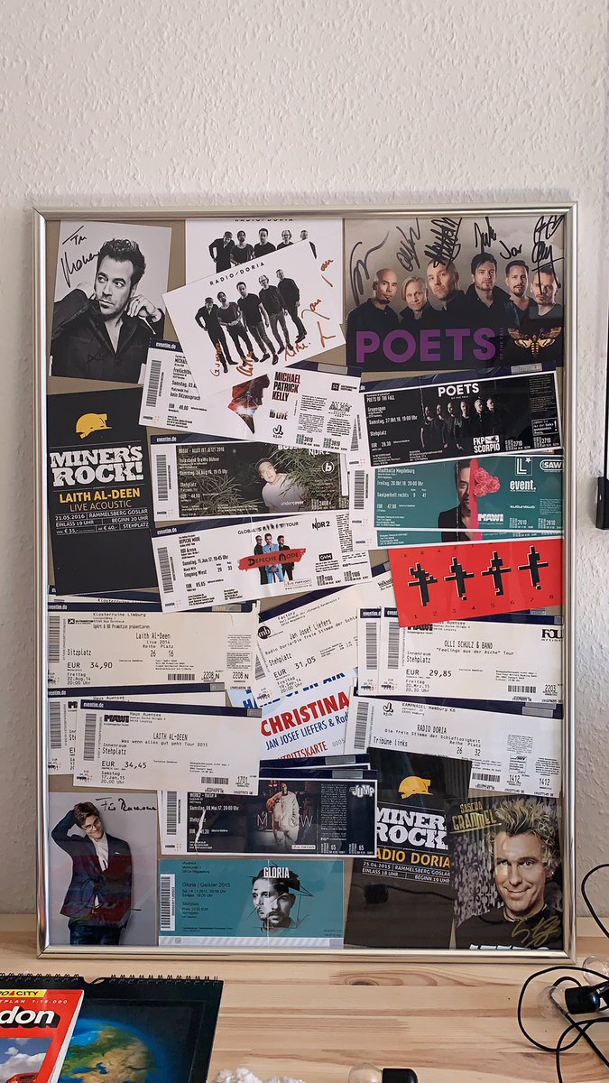 Mona_Controlla_'s tweet photo. Sehr viel @RadioDoria mit dabei. Find leider nicht alle Karten wieder.🤔 @eventimDE #live #konzert #music https://t.co/xfICwg9a10