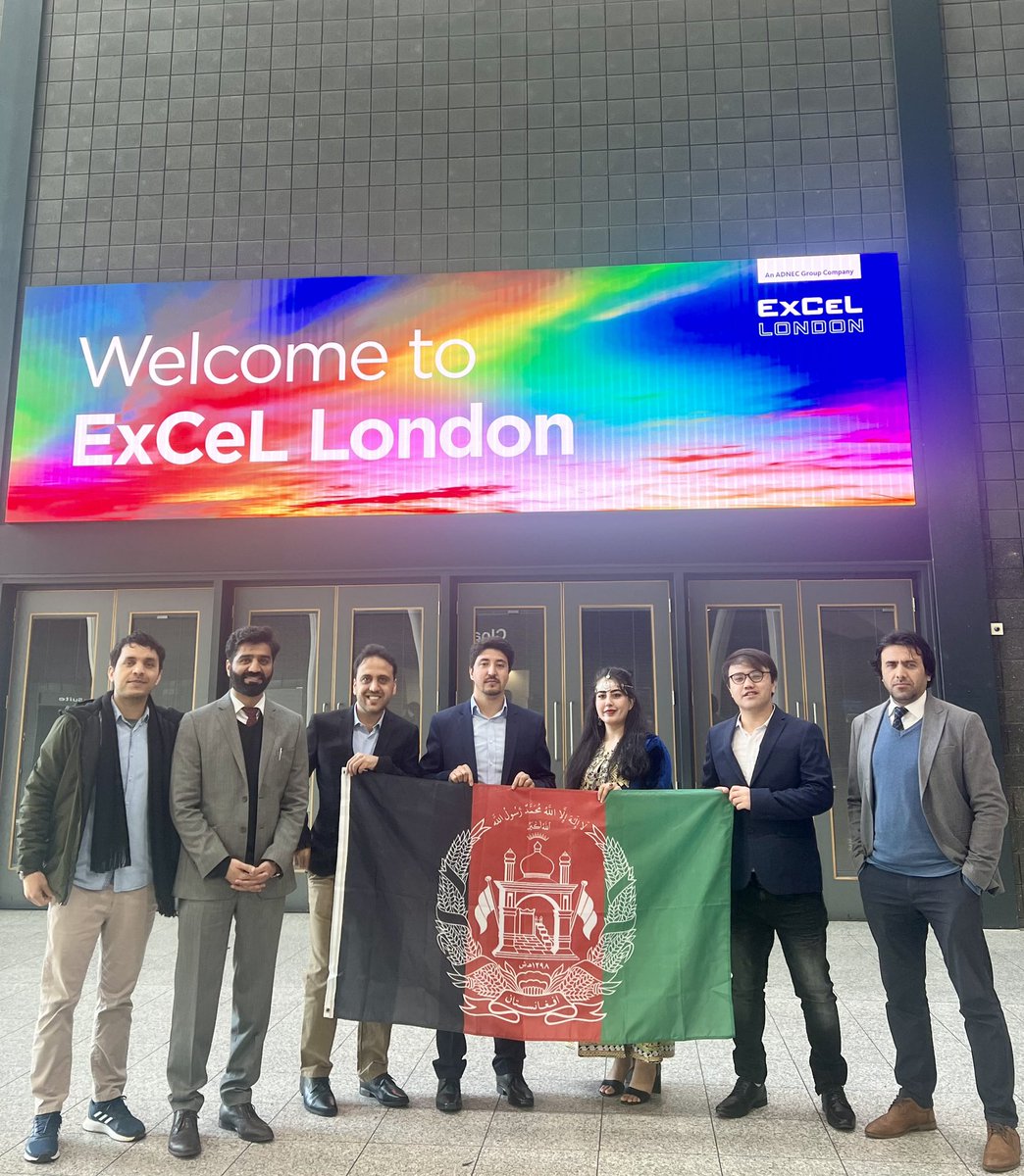 khanHam33d's tweet photo. Met truly amazing and inspiring people from a diverse background and vision of 140 countries at #CheveningSummit2022!
Huge thanks to @CheveningFCDO for facilitating this once-in-a-life networking opportunity.
#IamChevening #ChevenersforLife
@SussexUni https://t.co/7TtcizNAdi