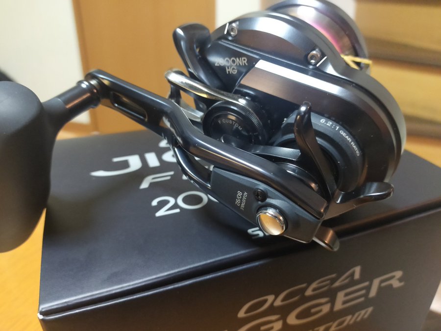 オシアジガーfカスタム インプレ 究極のスロージギング特化型リールをレビュー