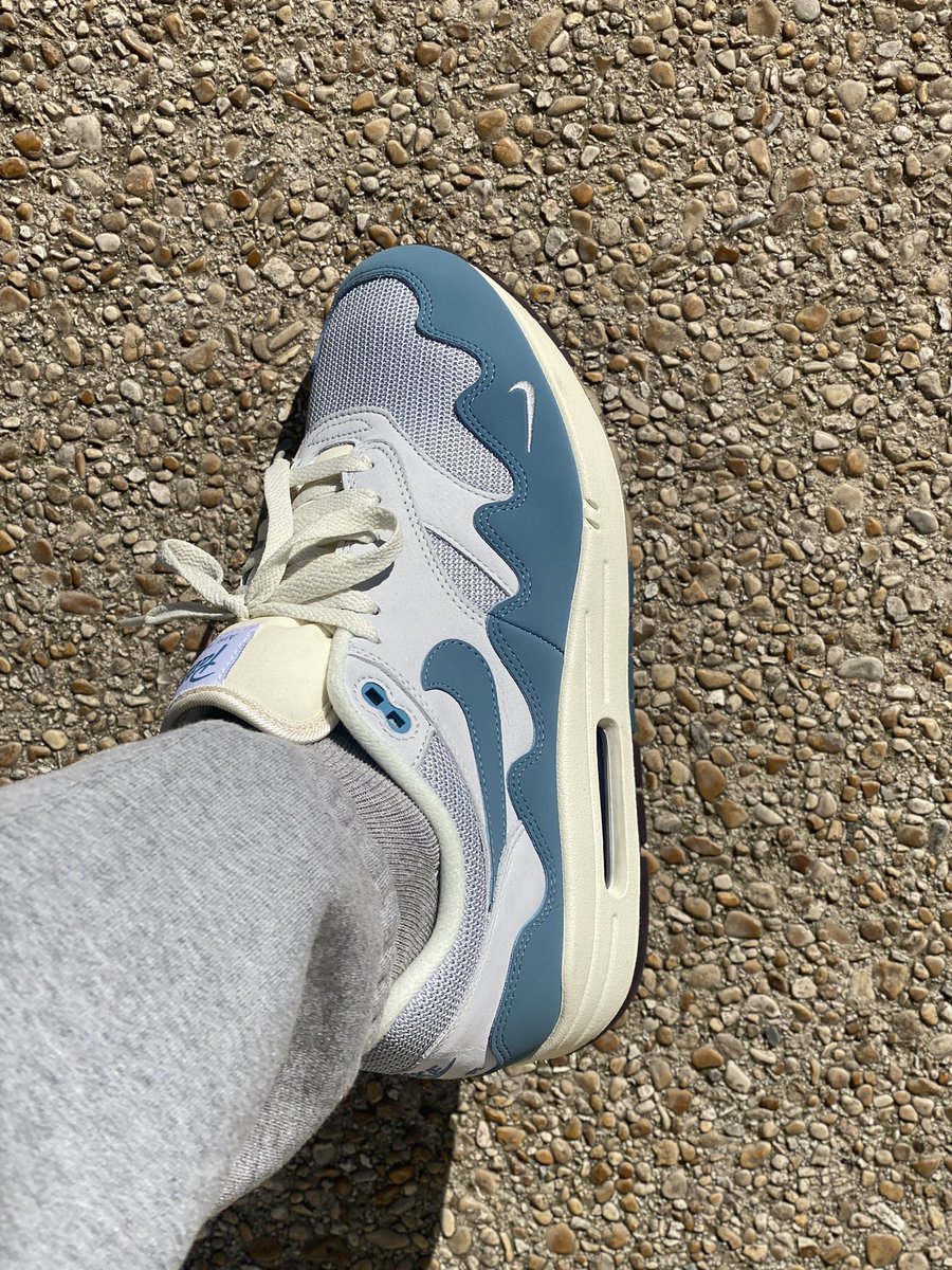 hchb_nc's tweet photo. #1jour1paire jour 38

#airmaxmonth day 15

Air Max 1 Patta Aqua https://t.co/8jp6i1lE9h