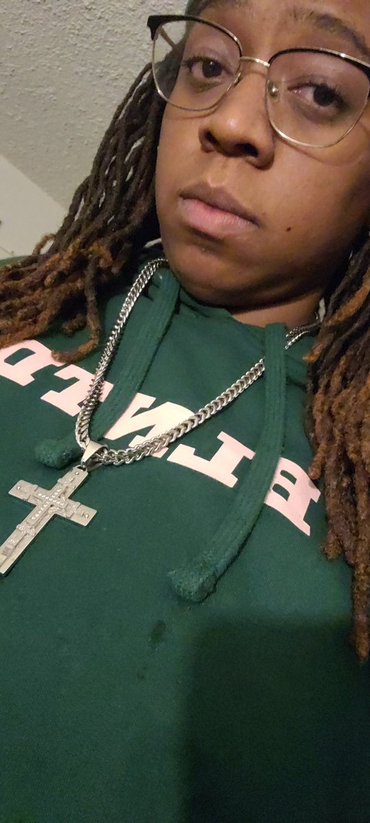 YungMiss's tweet photo. @Yno_Richie @CES_ONE @skipthemechanic BLNTD hoodie on me right now!!! Much love! We definitely gotta do more! https://t.co/9GA1jMTQqf