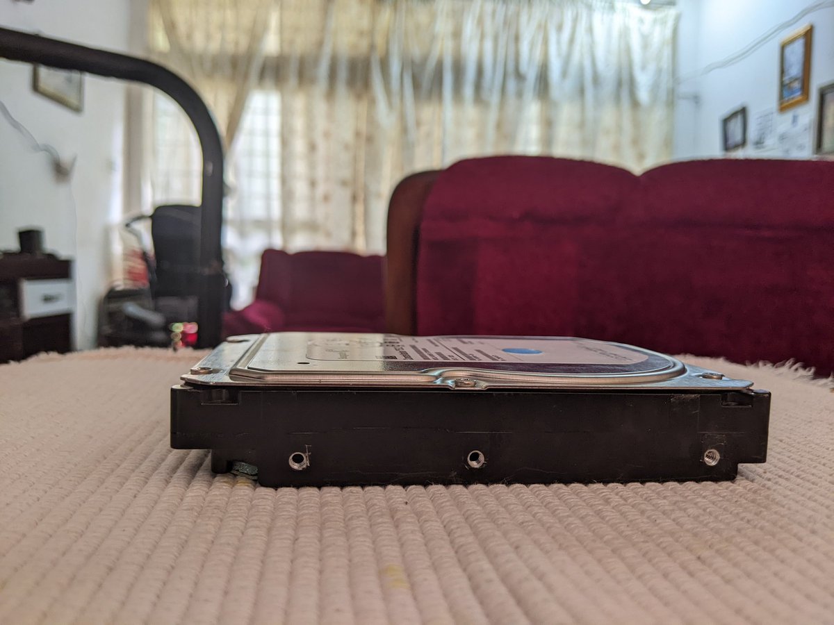 tvmvni's tweet photo. 3TB Desktop Hard Drive for sale at K1500. Really healthy and in great condition. Please help like and retweet. I wanted it to go by the end of this week🫶😊 https://t.co/tXmsMOqGy5