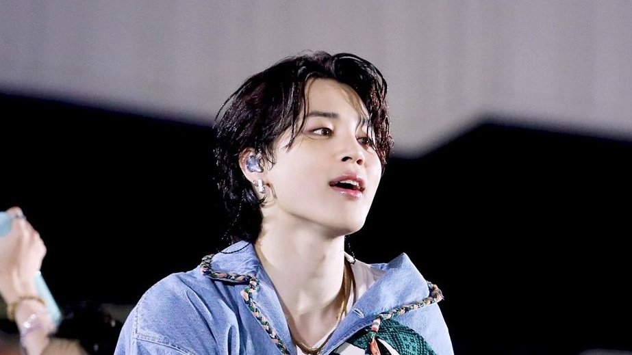 jimipics's tweet photo. oh wow park jimin https://t.co/y9M7swYd9n