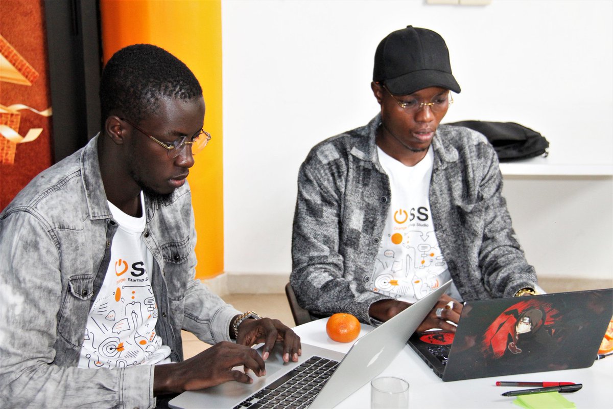 orangestartupst's tweet photo. #Jour3 de la #2HackathonOSS
Les #Hackers sont prêts à révolutionner le secteur du #Ecommerce Sénégalais 🎯
Restez connecté pour ne pas rater le #JuryFinal de ce soir.
#OrangeStartupStudio
La prochaine grandes #innovation, c'est vous ! https://t.co/wfj2KwmSZZ