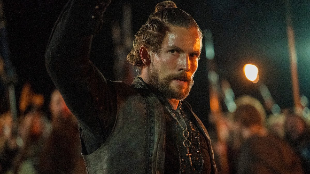 MahurCelal's tweet photo. Can’t believe I binged all episodes #VikingsValhalla through the night. The plot is amazing. 

The plot:🥵🤤 https://t.co/gmpWqDv7DV