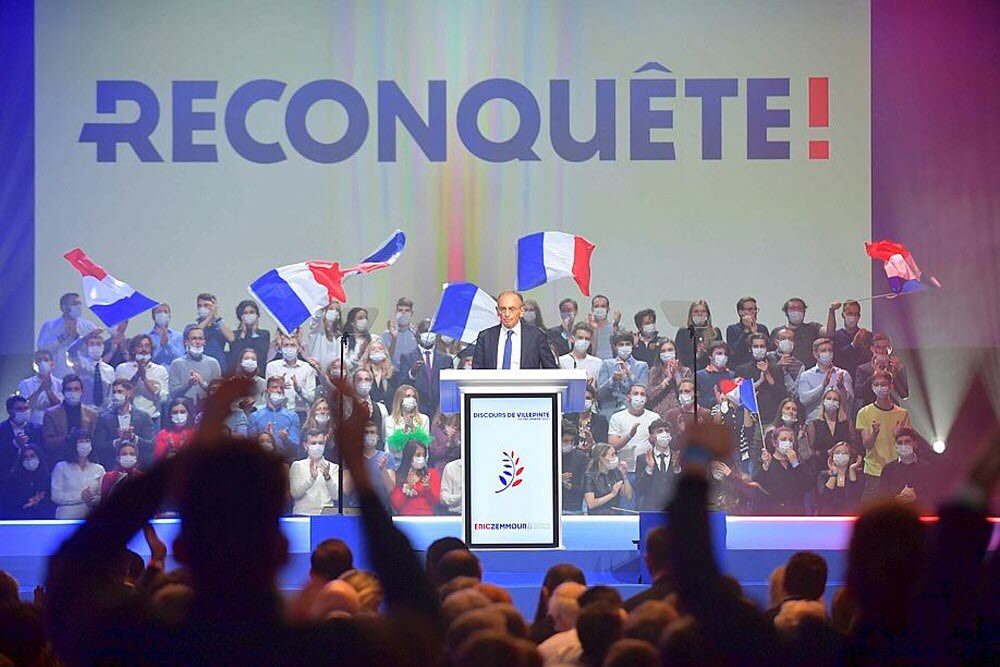 Rejoignez-nous pour sauvegarder la France parti-reconquete.fr.     <a href="/ZemmourEric/">Eric Zemmour</a> <a href="/stanislasrig/">Stanislas Rigault</a> <a href="/jerome_riviere/">Jerome Riviere 🇫🇷🇺🇸</a> <a href="/LaurenceTrochu/">Laurence Trochu</a> <a href="/MarionMarechal/">Marion Maréchal</a> <a href="/G_Peltier/">Guillaume Peltier</a> <a href="/PhdeVilliers/">Philippe de Villiers</a> <a href="/SmeurantL/">MEURANT SEBASTIEN</a>