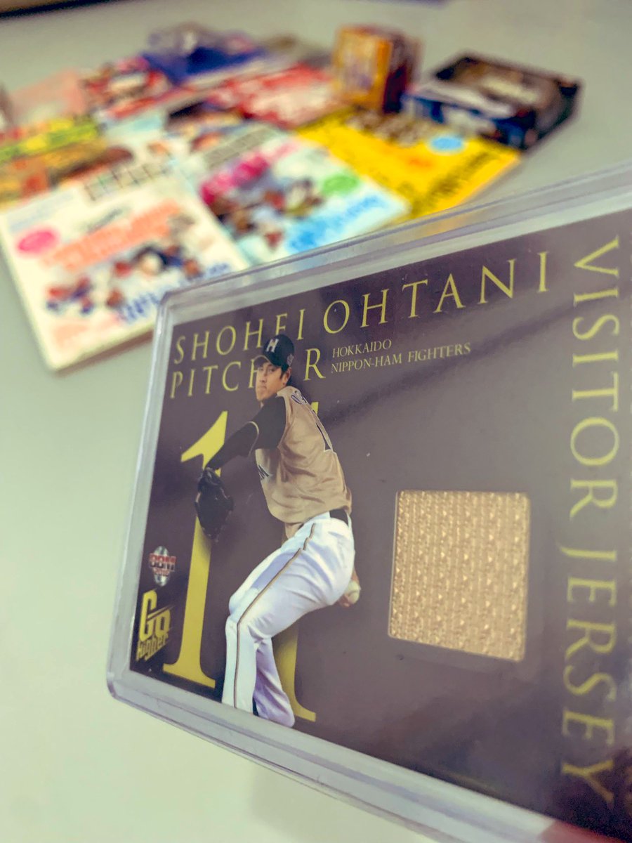 GJeterfan's tweet photo. La disponibilité, l’humilité et le talent… j’aimerai tellement qu’il soit un Yankees. J’ai toujours eu un faible pour les joueurs japonais 🇯🇵 ⚾️ mais Ohtani c’est la masterclass ! Heureusement j’ai une petite collection sous son maillot @npb #hamfighters… 😉 @fredhermel https://t.co/YTVAkLuiDK