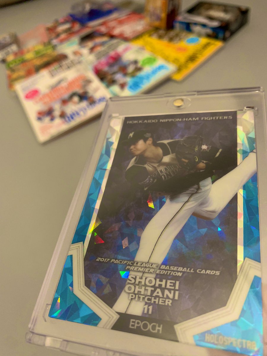 GJeterfan's tweet photo. La disponibilité, l’humilité et le talent… j’aimerai tellement qu’il soit un Yankees. J’ai toujours eu un faible pour les joueurs japonais 🇯🇵 ⚾️ mais Ohtani c’est la masterclass ! Heureusement j’ai une petite collection sous son maillot @npb #hamfighters… 😉 @fredhermel https://t.co/YTVAkLuiDK