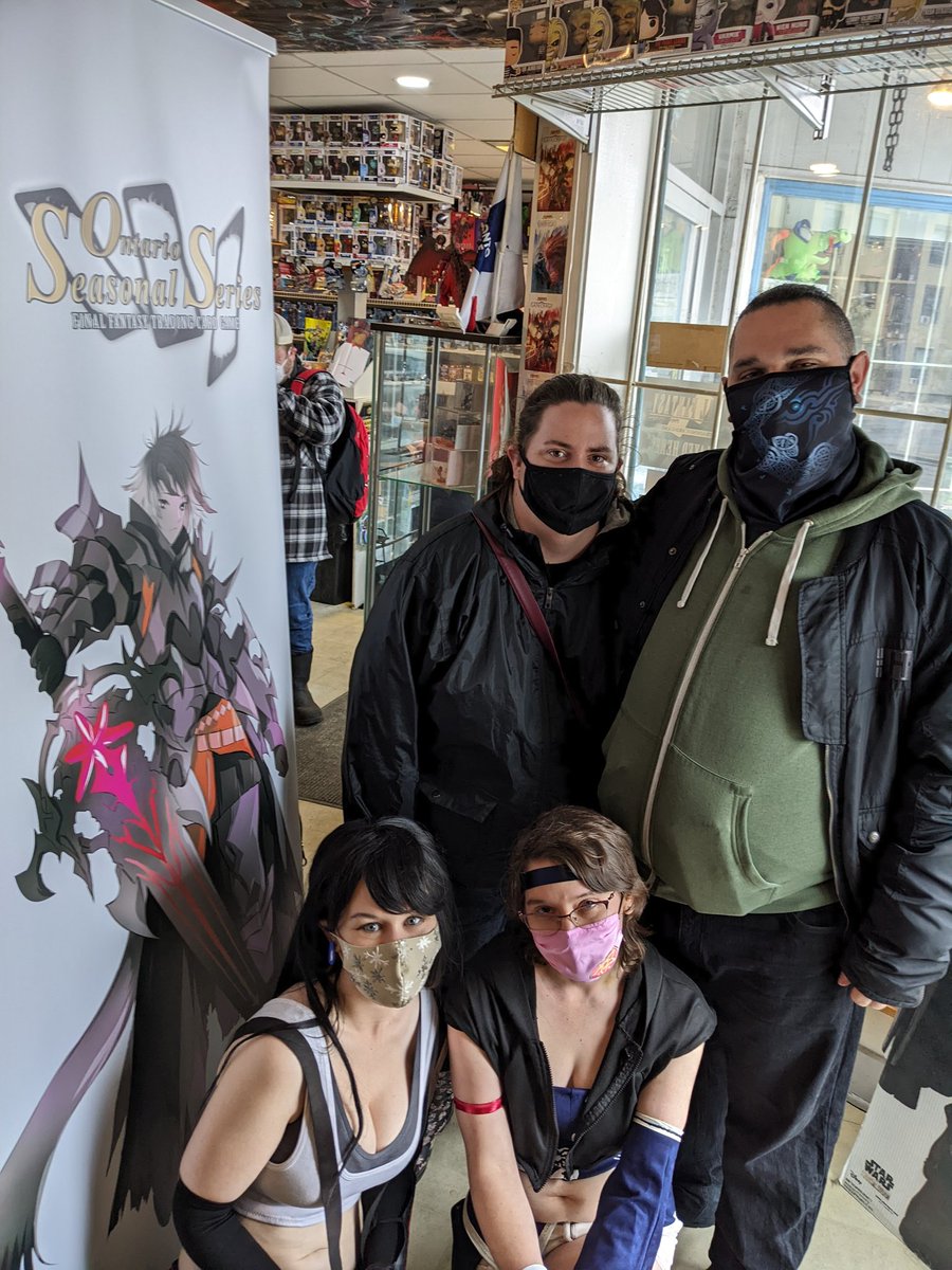 KtwnFFTCG's tweet photo. During yesterday's OSS tournament 2 players couldn't take part though they did come by for a bit to show support also 2 cosplayers from Ottawa came by which was awesome!
#FFTCG 
#ossfftcg
#cosplay 
#Tifa 
#yuffie 
#FF7 
#tournament
#kingston
#actionpackedcomics
#ontario 
#canada https://t.co/efsj9Y7b7l
