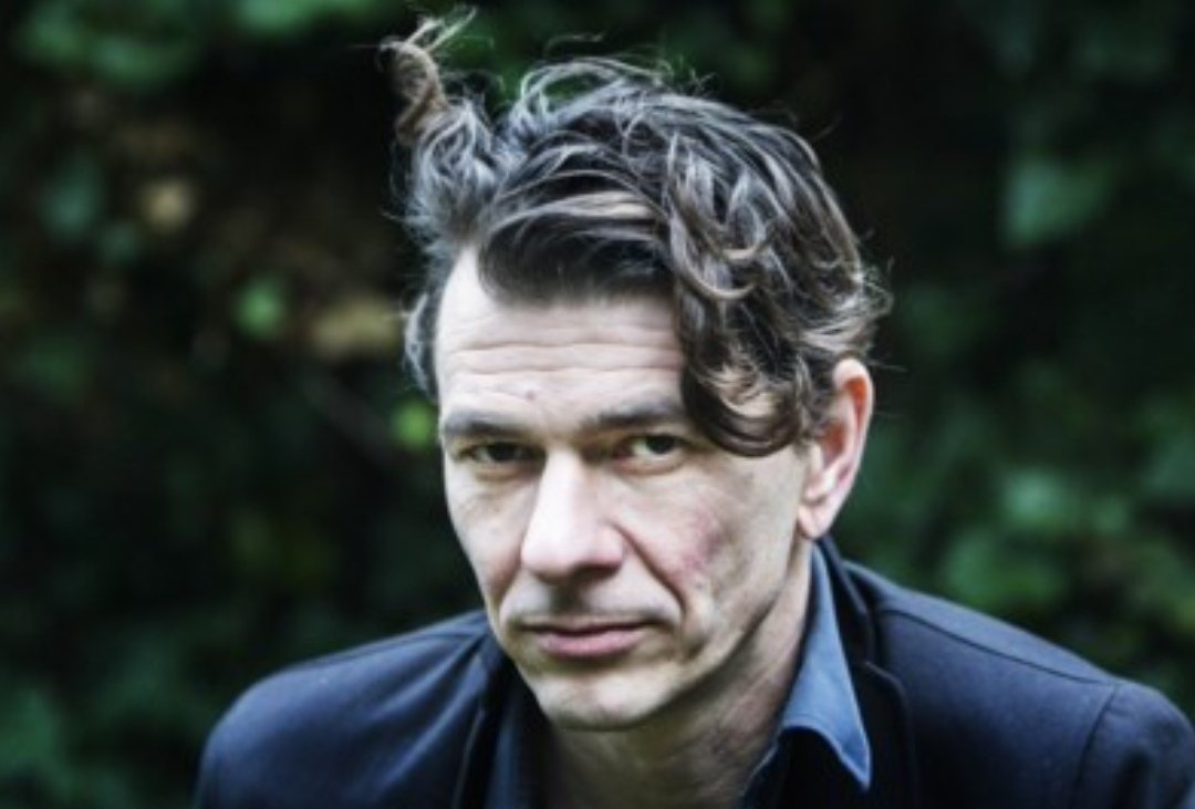 BooksBunker's tweet photo. En lo que estamos trabajando ahora; el eterno enfant terrible de Flandes al que algunos han catalogado como un «moderno escritor maldito»... Ladies and gentlemen, en breve con todos ustedes, Dimitri Verhulst.

#bunkerízate
#DimitriVerhuslt https://t.co/4bqa0uM8ox