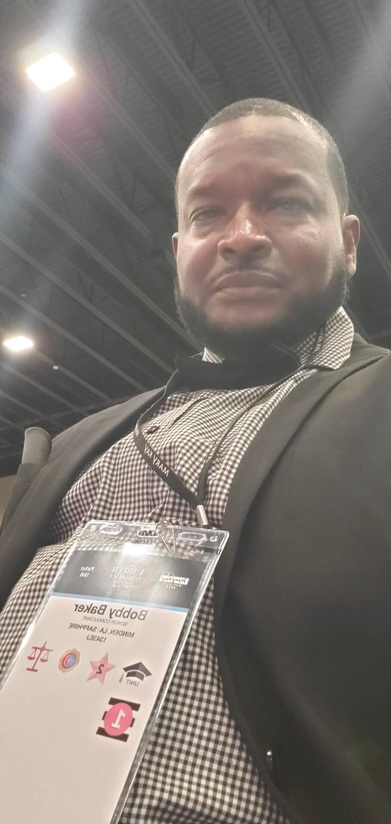 BobbyBmk's tweet photo. Career Conference Allen, TX.  What a time. #myMklife #Marykay #MaryKayMen #careerconference #IChoseMaryKay https://t.co/AfP1qpzTqi