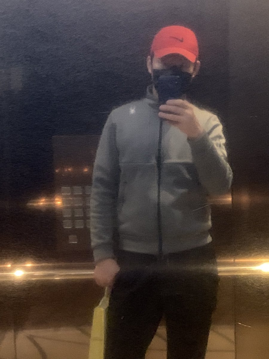 휴일 잘들 보내셨는지요….