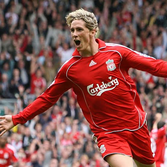 It world Fernando Torres day!

The former Liverpool striker turns 38 years today.

Happy birthday El No 