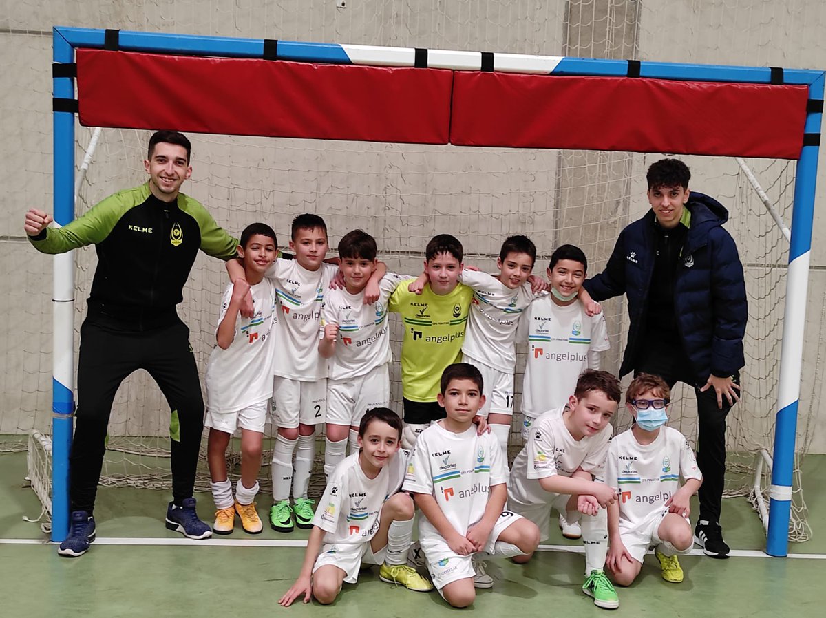 CFS_Pinatar's tweet image. 👦🏻⚽️🧒🏻 BASES 🔵⚽️🟢

👦🏻 Benjamín DH #FSCiudadDeCartagena 2️⃣ 3️⃣ #AngelPlus CFS Pinatar

📰✍️ Buen partido del equipo donde una impecable defensa hizo que llegáramos con ventaja al descanso. En los ultimos minutos nos confiamos un poco, pero ganamos.

#GoPinatar #CFSFactory 💙⚽️💚