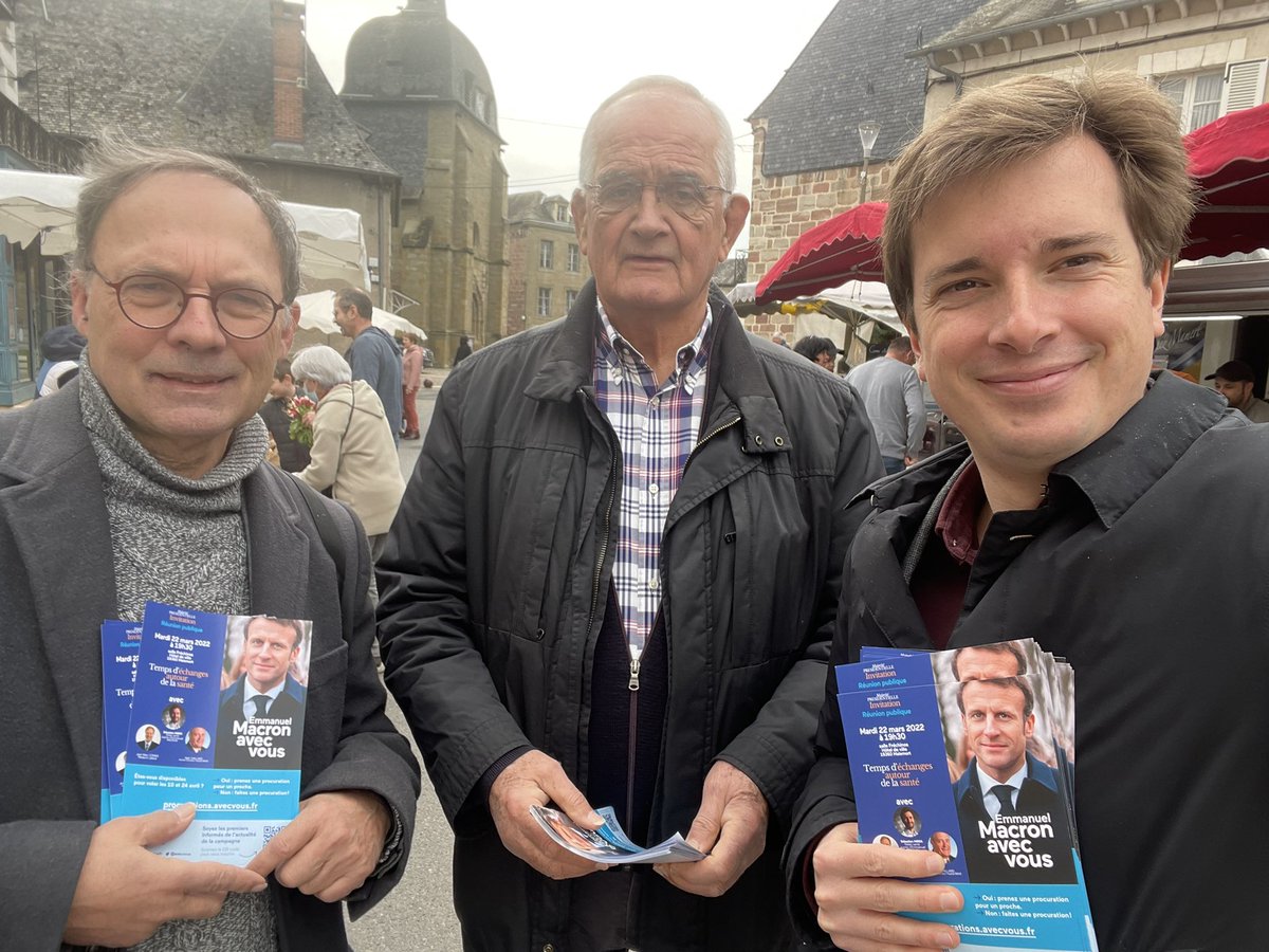 Tractage dominical pour #5ansdeplus à #Objat ! #EmmanuelMacron #Corrèze #avecvous