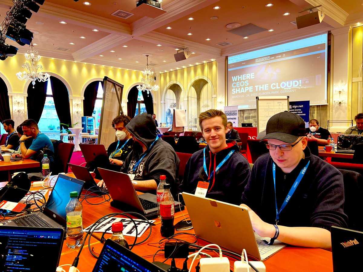 inwend's tweet photo. Good Morning #cfhack Most of us are Waake or already back in private mode. Let‘s finish the #tuf integration for #joomla Picture: @HLeithner @SniperSister @magnus_singer @Wicked_Software https://t.co/nYsWQKbqlZ