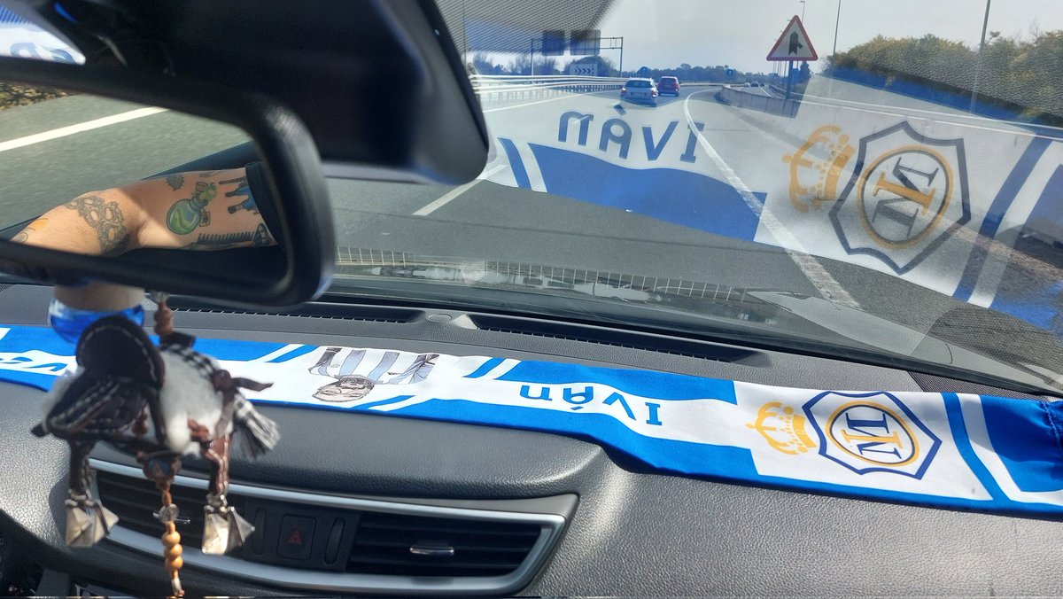 maricastilla989's tweet photo. Mi orgullo es llevarte a todos los sitios que vaya nuestro decano @recreoficial @IvanrecreH #ivanforever #recreforever #siemprepresente 💙 https://t.co/GL9qNZQ6J0