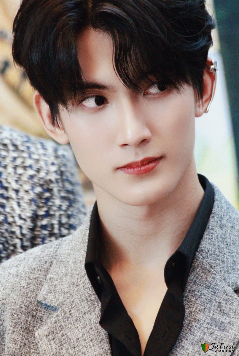 JaFirstGD_'s tweet photo. พริกทั้งสวนยังเผ็ดสู้เฟริสท์ไม่ได้เลย
@firstfh5 
#First_Chalongrat 
#รักแรกของเฟริสท์ #FirstLoveIsU
#UltimateTroopPresscon https://t.co/Tlh6YHZzar